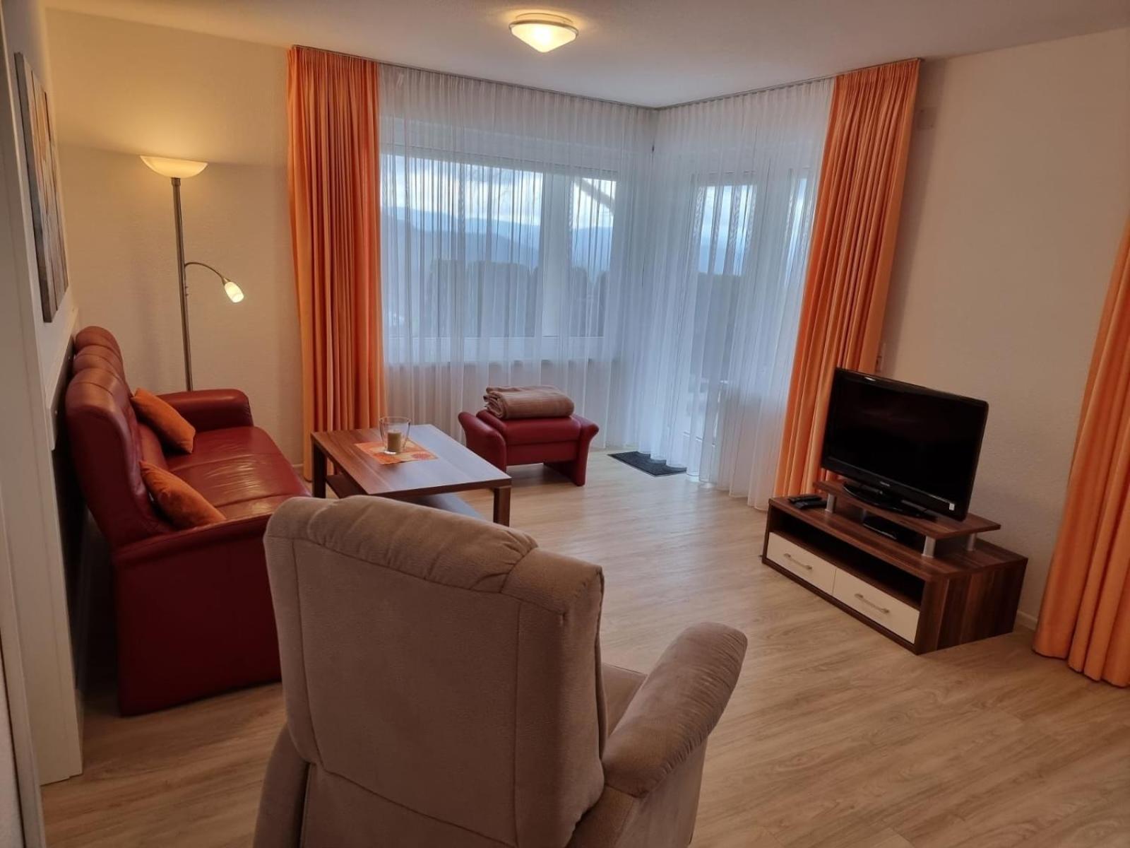 "Schwarzwaldblick" Ferienwohnung 2-4 Pers 65Qm, Schoene Ruhige Suedhanglage Mit Herrl Aussicht Тодтнау Екстериор снимка