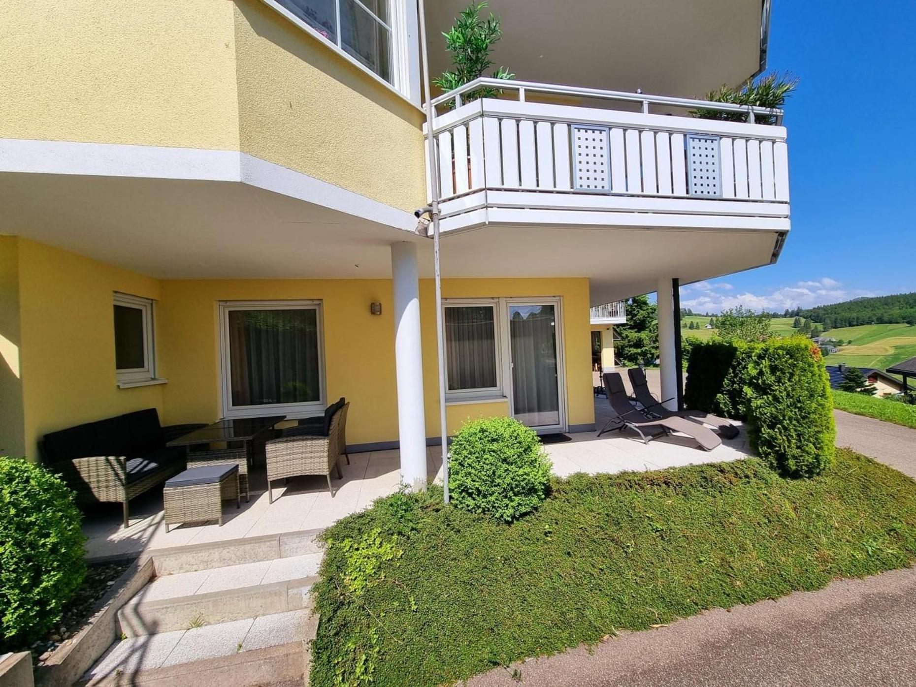 "Schwarzwaldblick" Ferienwohnung 2-4 Pers 65Qm, Schoene Ruhige Suedhanglage Mit Herrl Aussicht Тодтнау Екстериор снимка